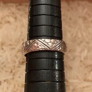 Sarda Sterling Silver Decorative Band